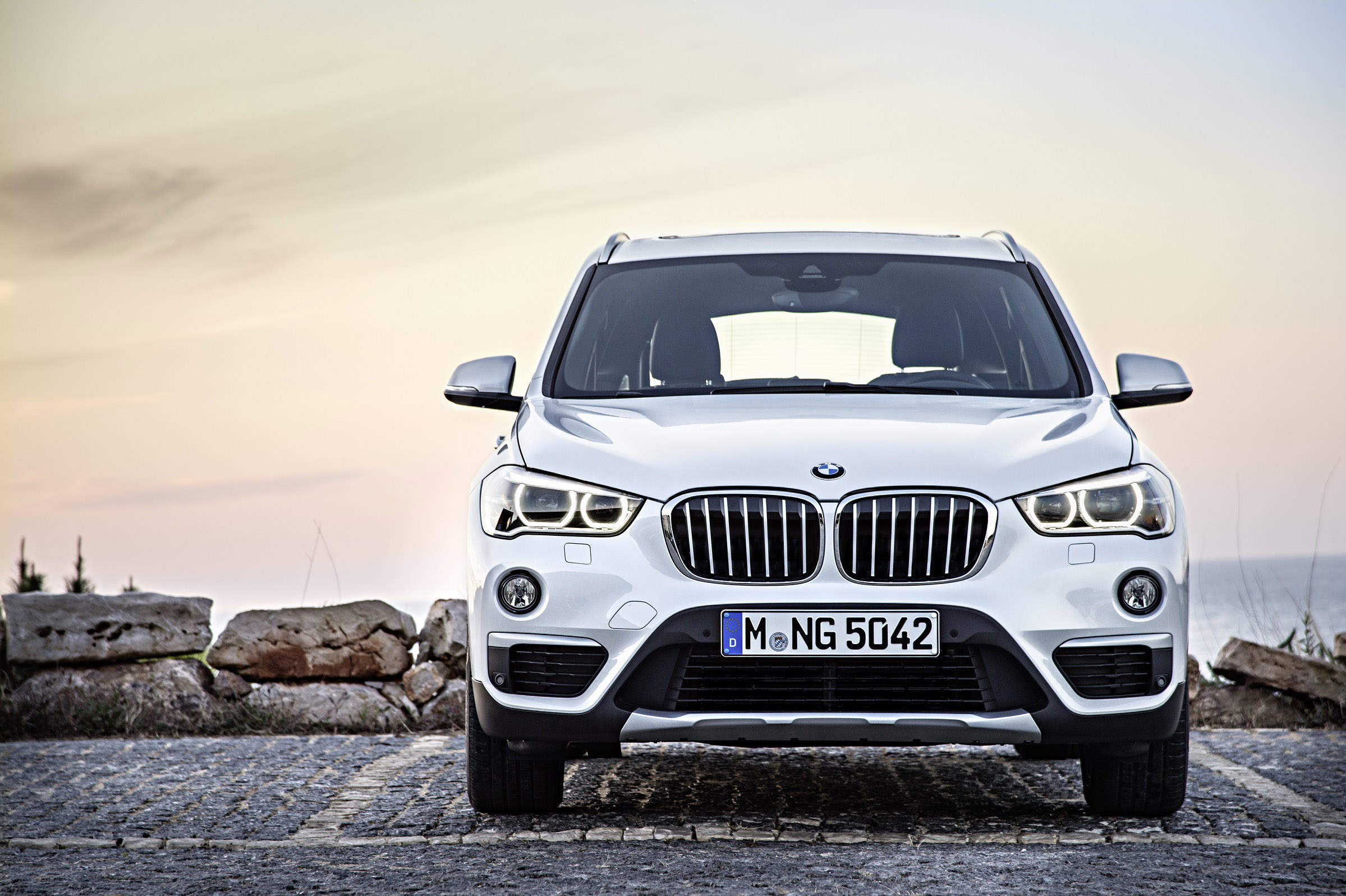 u0633u064au0651u0627u0631u0629 BMW X1 u0627u0644u062cu062fu064au062fu0629u060c u0645u062au0639u0629 u0642u064au0627u062fu0629 u0644u0627 u062du062fu0648u062f u0644u0647u0627 u0627u0644u0627u0651u0646 u0641u064a u0627u0644u0633u0639u0648u062fu064au0629